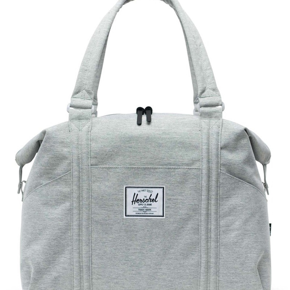 Brand new NWT Herschel Strand Duffle bag standard light grey gray crosshatch